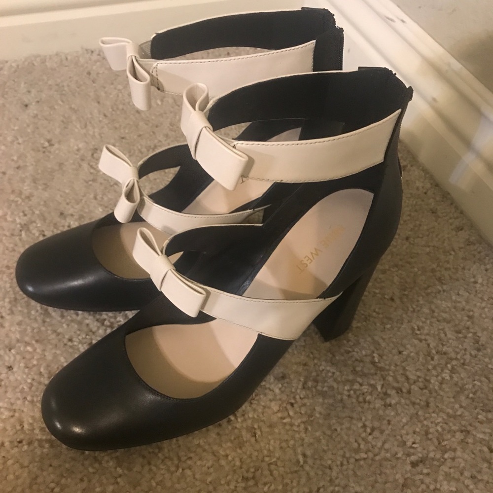 Brand New Nine West Bow Heels